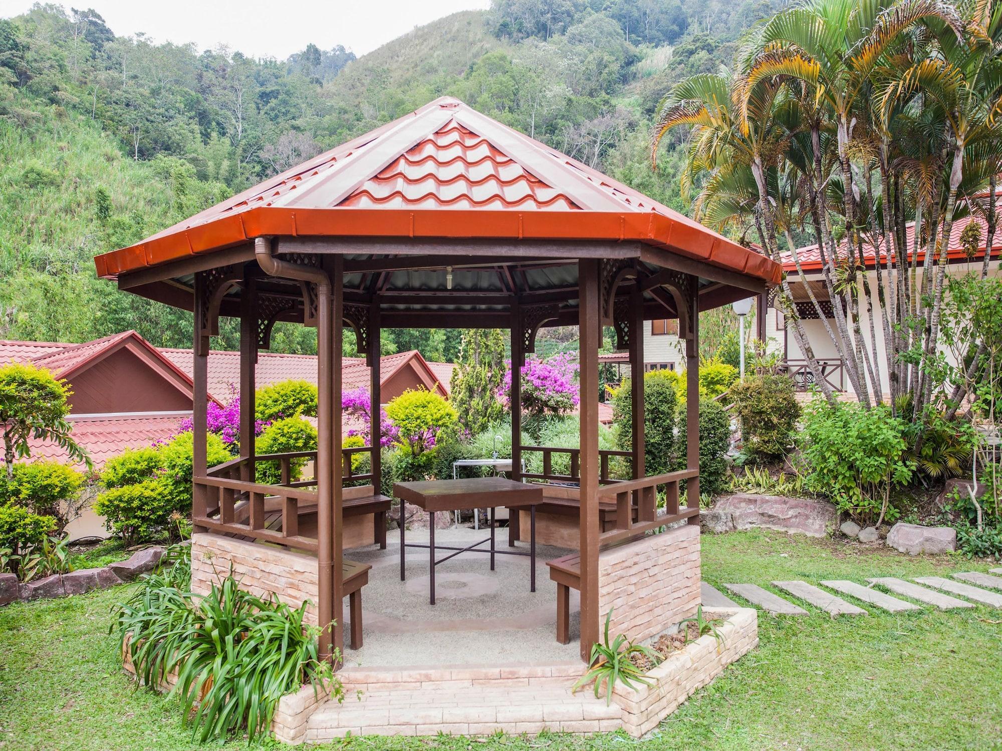 โอโย 89300 เซน การ์เดน รีสอร์ต Hotel Kundasang ภายนอก รูปภาพ